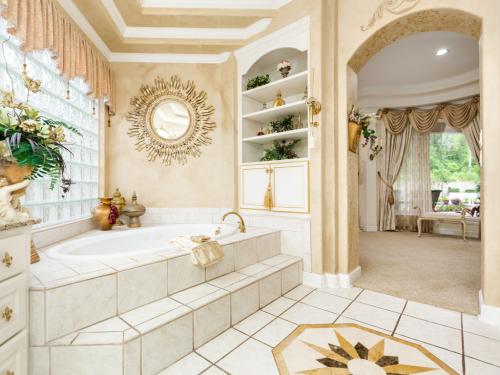 1110 Oak Park Ln-153